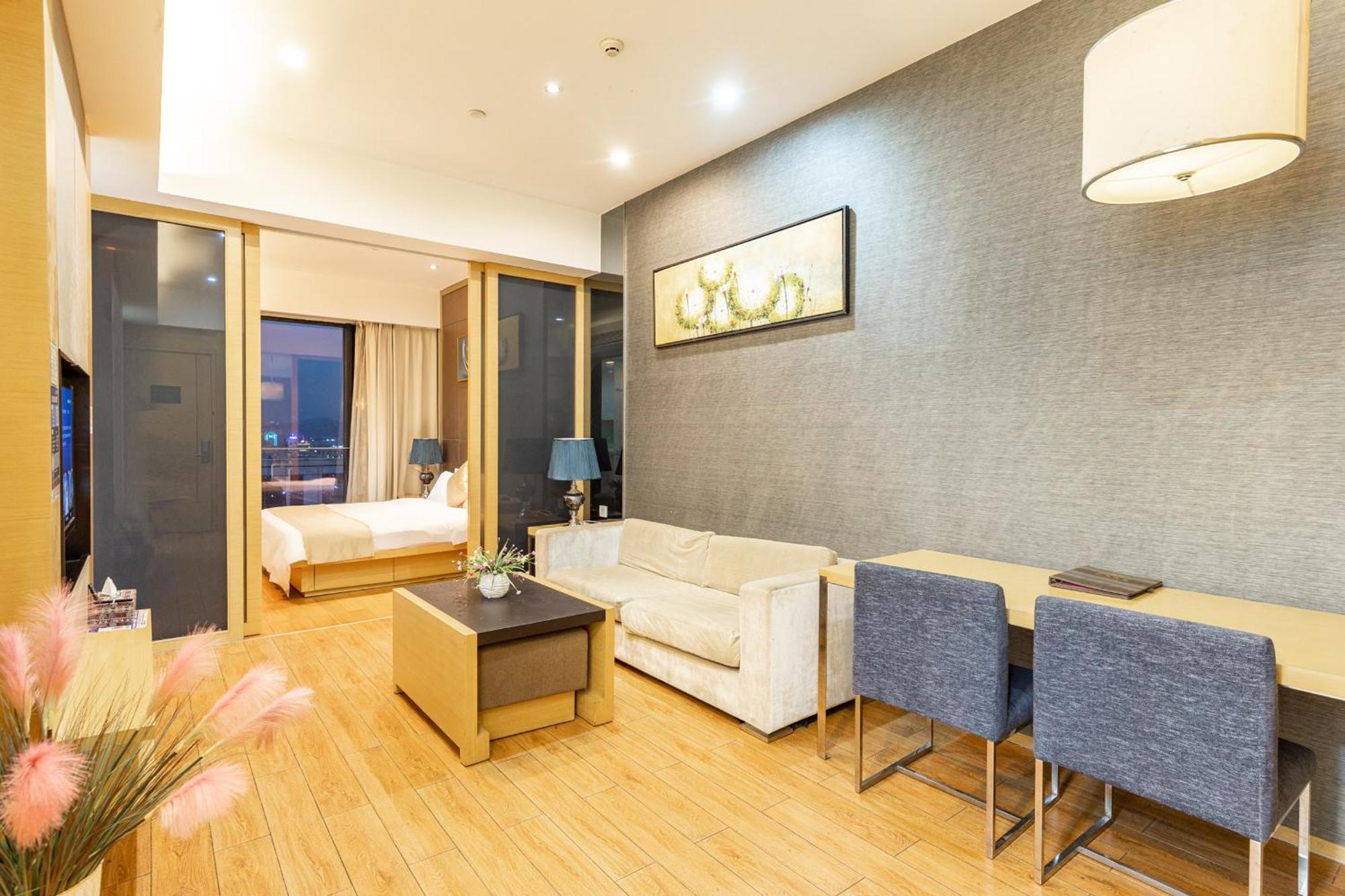 Guangzhou Xing Yi International Apartment - Poly World Branch ภายนอก รูปภาพ