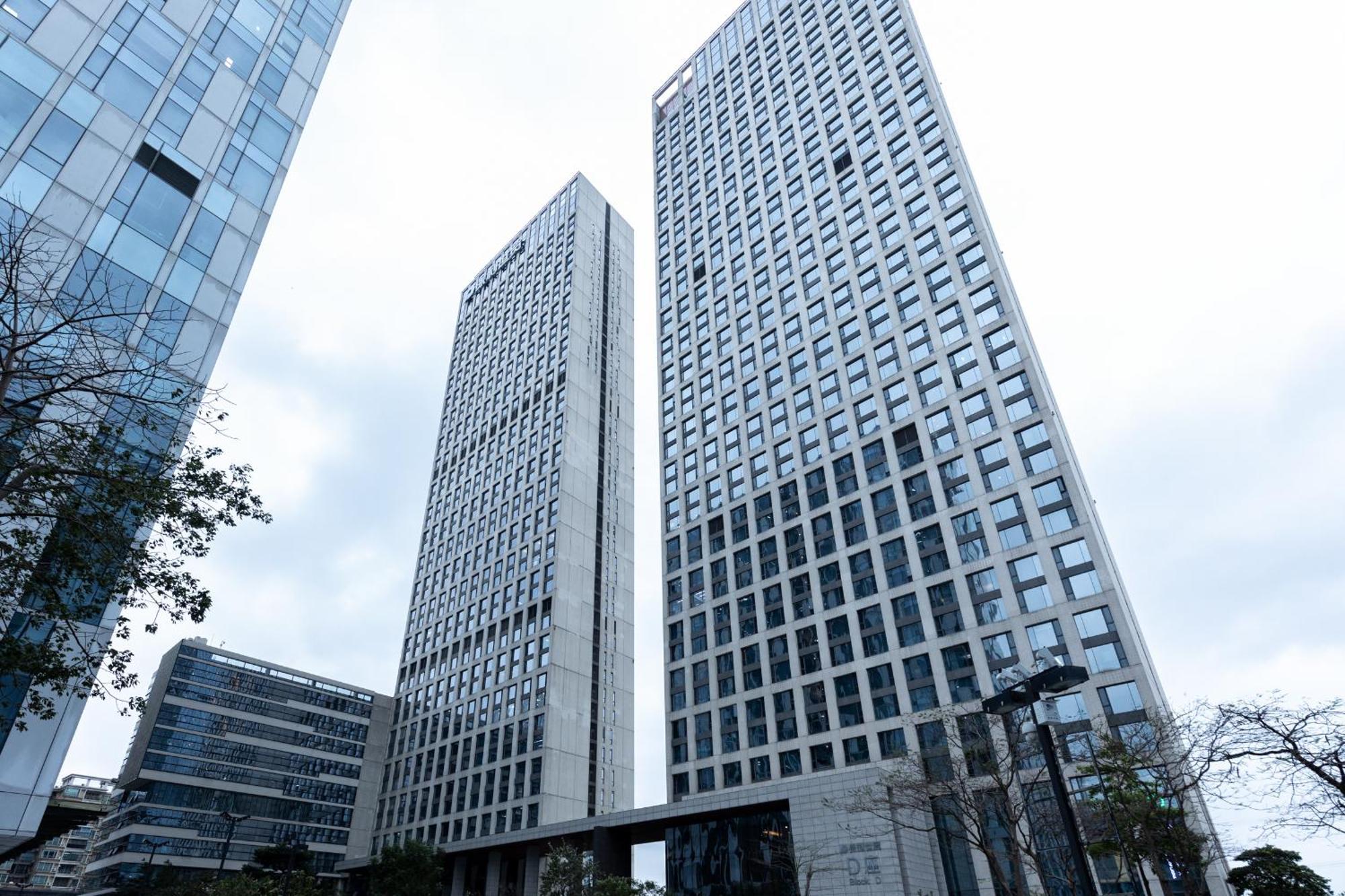 Guangzhou Xing Yi International Apartment - Poly World Branch ภายนอก รูปภาพ
