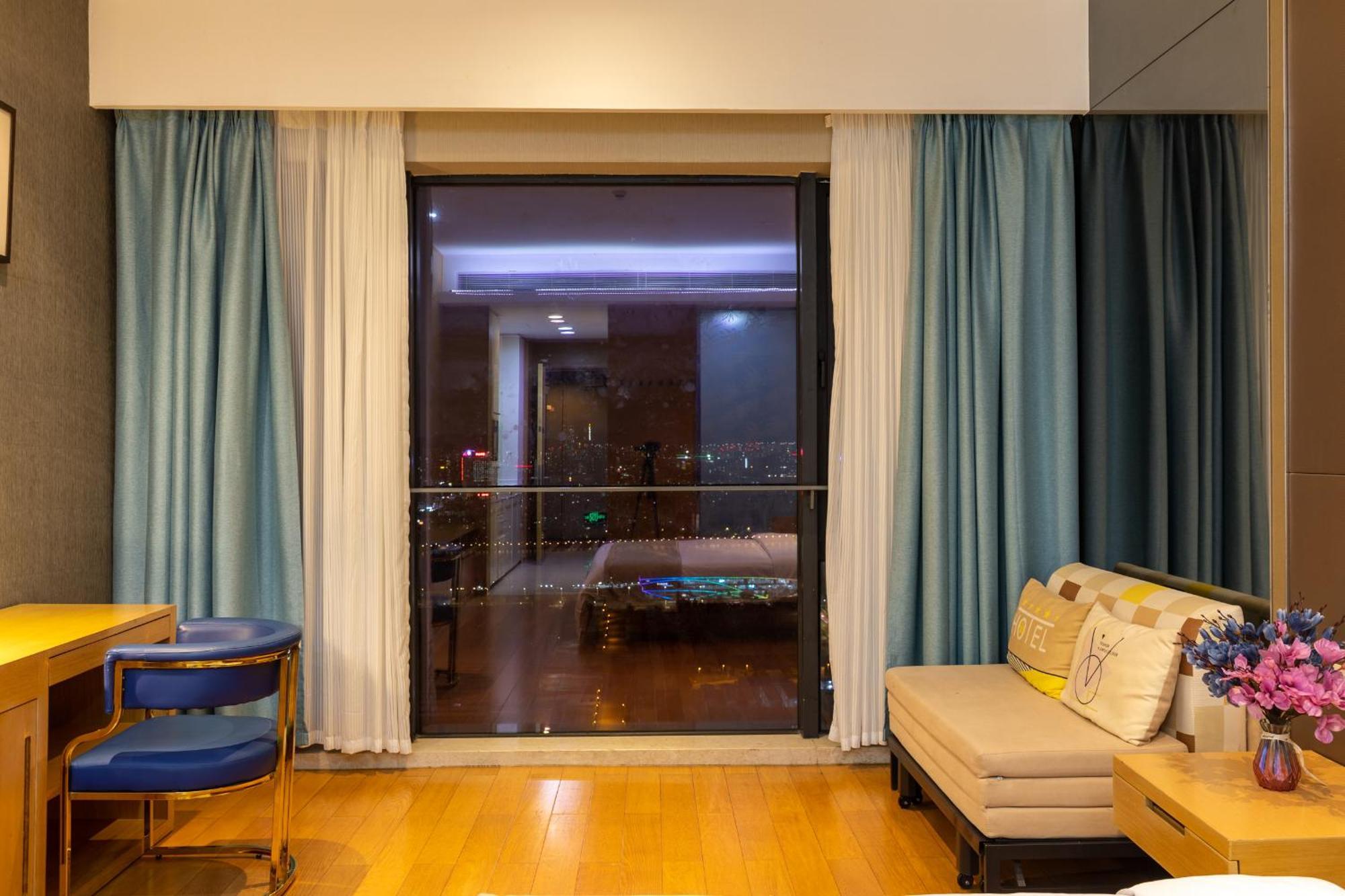 Guangzhou Xing Yi International Apartment - Poly World Branch ภายนอก รูปภาพ