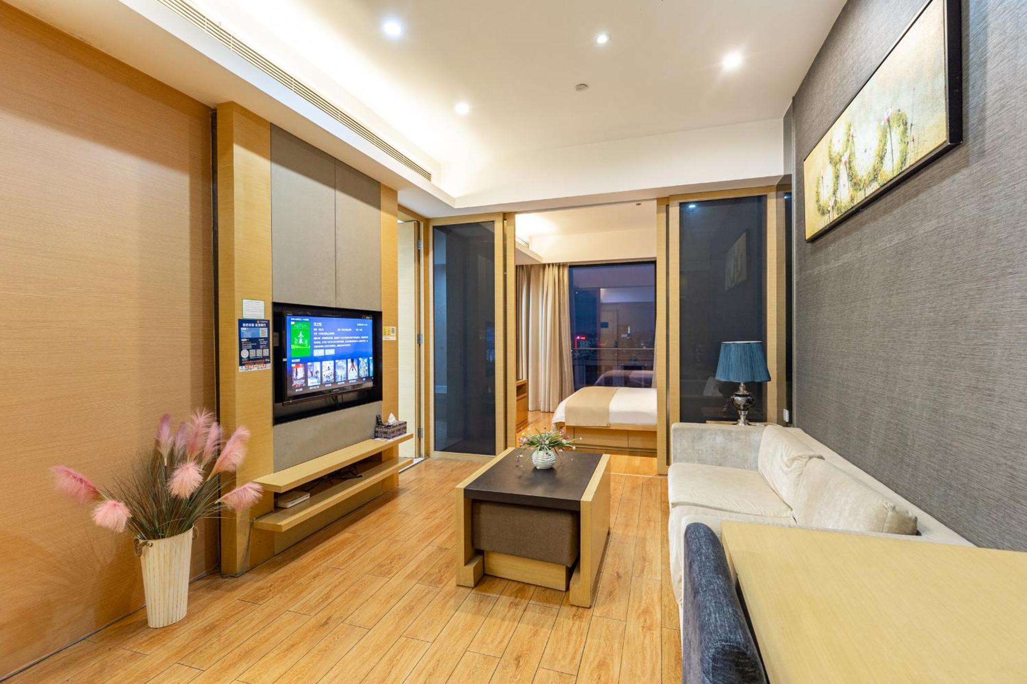 Guangzhou Xing Yi International Apartment - Poly World Branch ภายนอก รูปภาพ