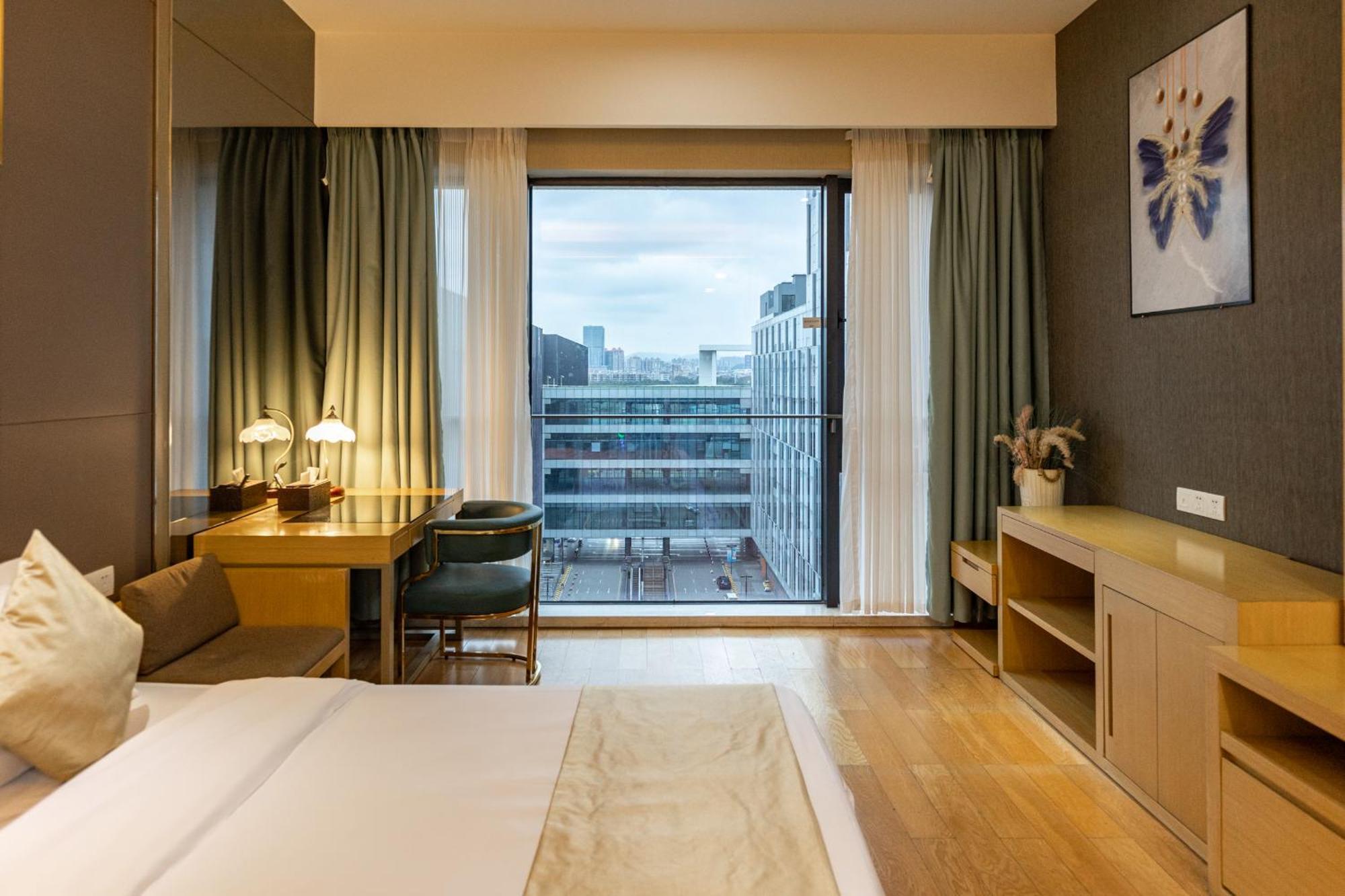 Guangzhou Xing Yi International Apartment - Poly World Branch ภายนอก รูปภาพ