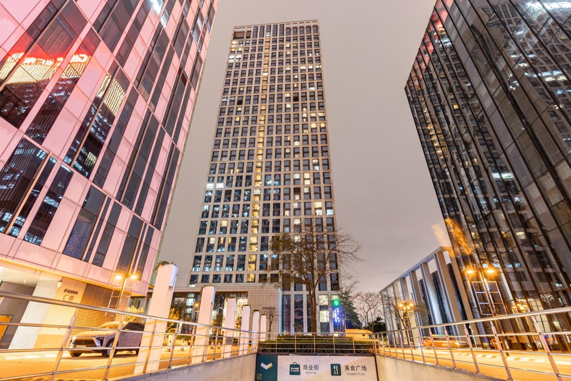 Guangzhou Xing Yi International Apartment - Poly World Branch ภายนอก รูปภาพ