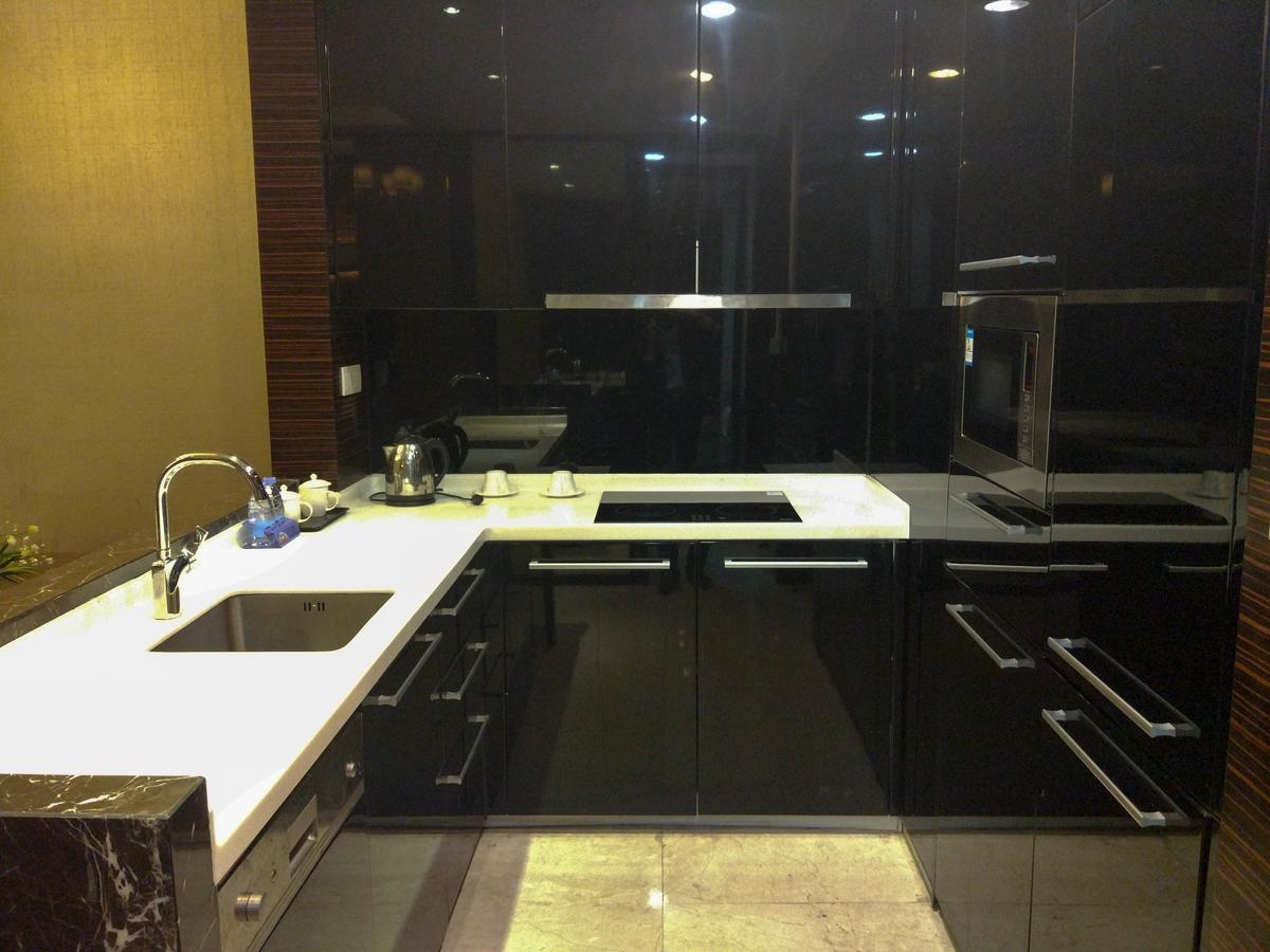 Guangzhou Xing Yi International Apartment - Poly World Branch ภายนอก รูปภาพ